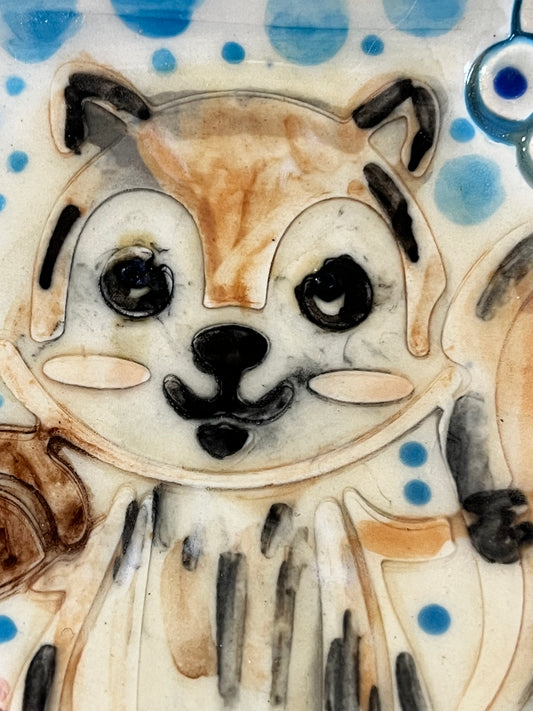 Oddly Large Squirrel Dish